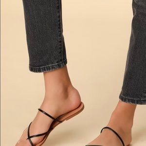 STEVE MADDEN WOMEN SANDALS